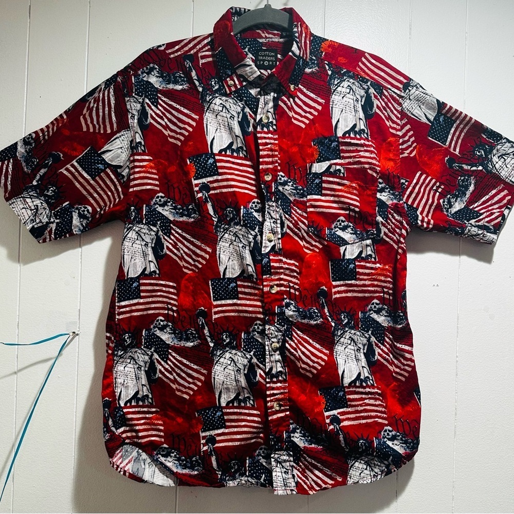 Cotton Traders Sport Red and Black Casual Button Down Shirt with Bold Design